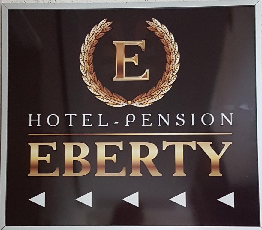 Hotel Pension Eberty Berlin Ngoại thất bức ảnh